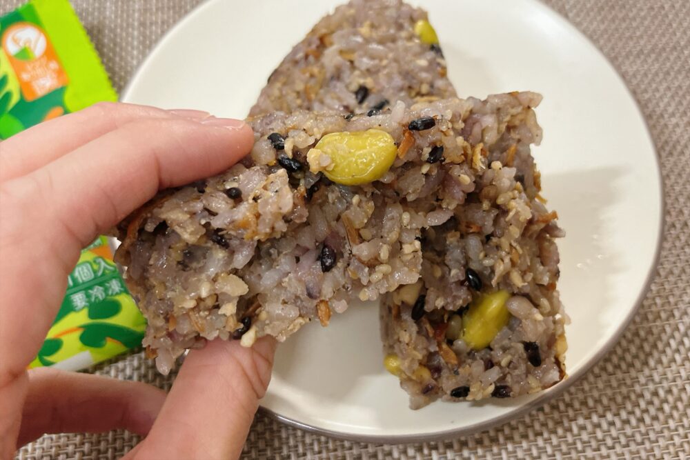 完全メシDELIおにぎりを実食レビュー