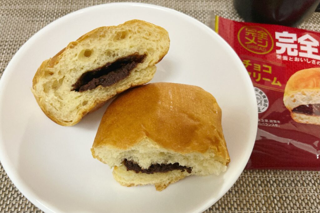 完全メシパン、チョコ味の実食レビュー