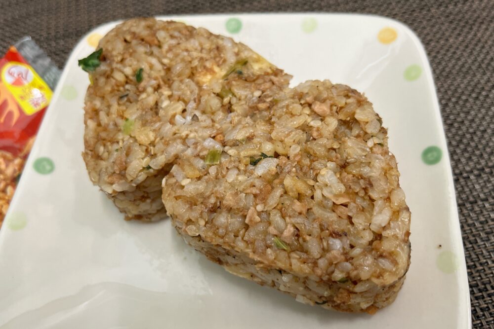 完全メシDELIおにぎりを実食レビュー