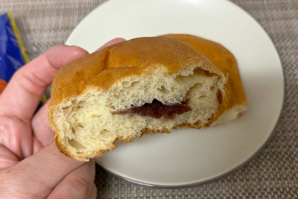 完全メシパン、あんぱん味の実食レビュー