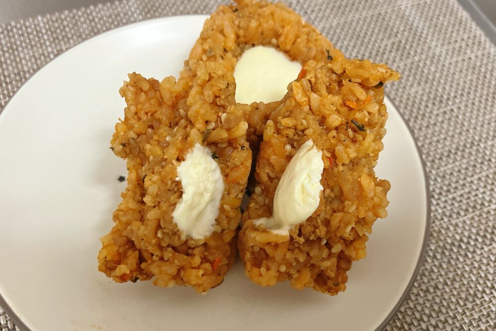 完全メシDELIおにぎりを実食レビュー