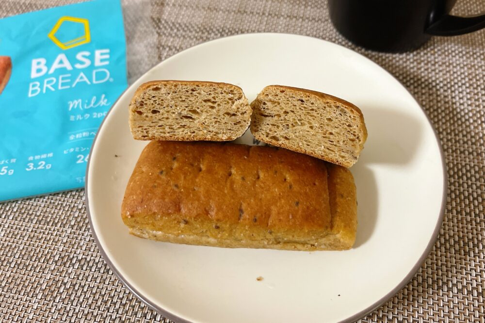 ベースブレッドのミルク味