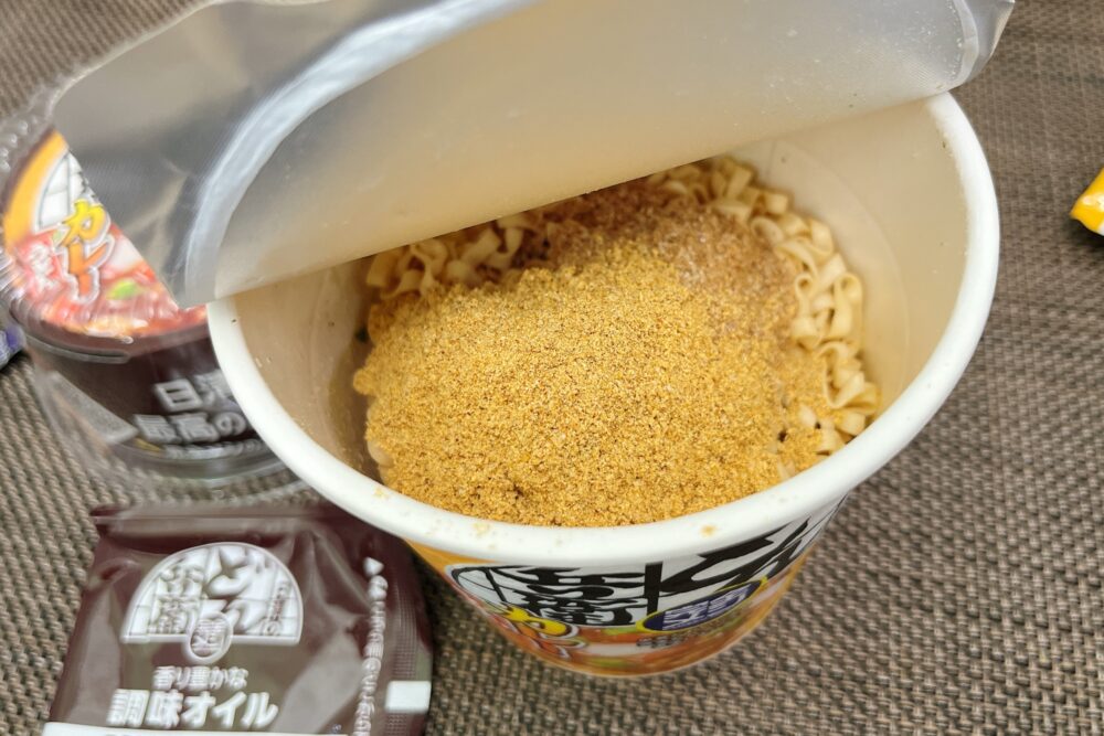 完全メシ「どん兵衛」を実食レビュー