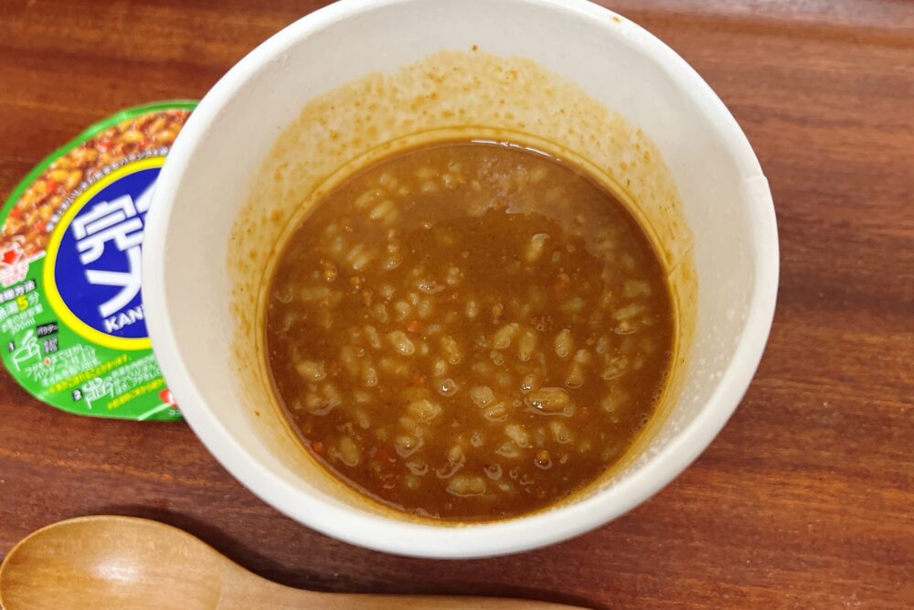 完全メシ「キーマカレーメシ」を実食レビュー