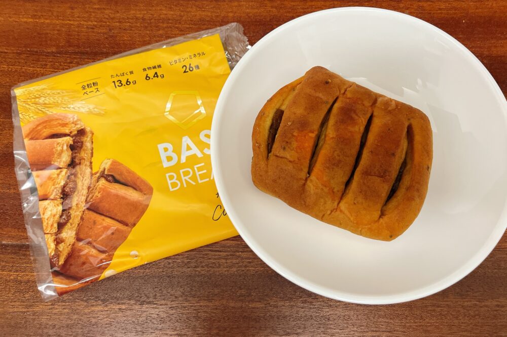 ベースブレッドのカレー味